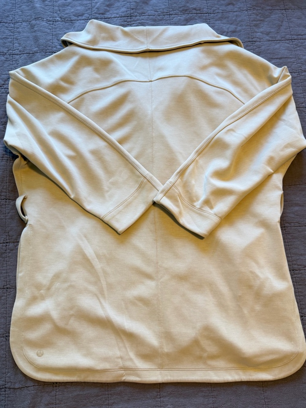 Lululemon Wrap - Picture 3 of 7